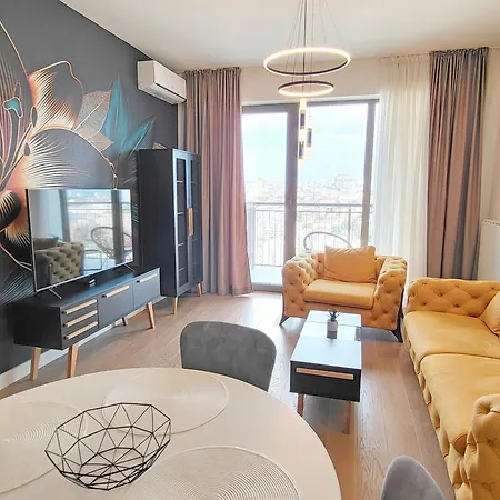 Apartment Panoramic View Premium Bw *